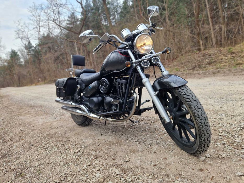 Motocykl Daelim Daystar