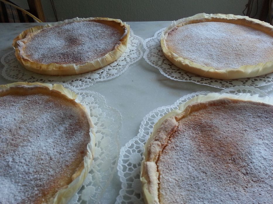 Empadas, rissois, croquetes, tartes bolas de carne