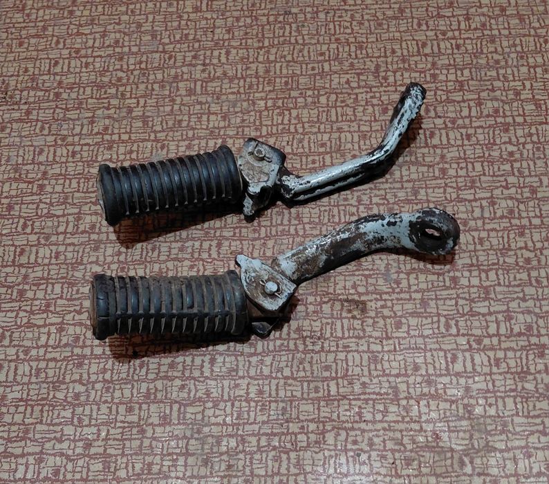 ///Подножки иж ///