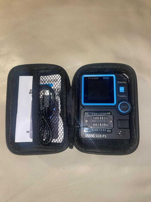 FNIRSI LCR-P1 Testador Multifuncional de Transístores