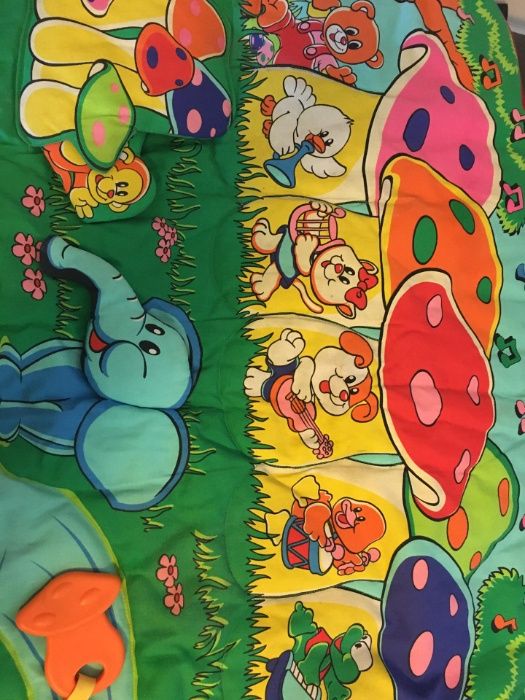 Tapete Actividades CHICCO com música e sons- com OFERTA livro Fantoche