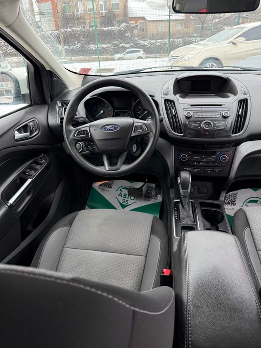 Продам Ford Escape 2018 рік можлива розстрочка,кредит,обмін!