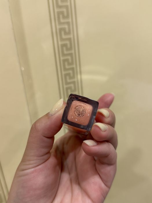 Олійка Dior у новому форматі 077