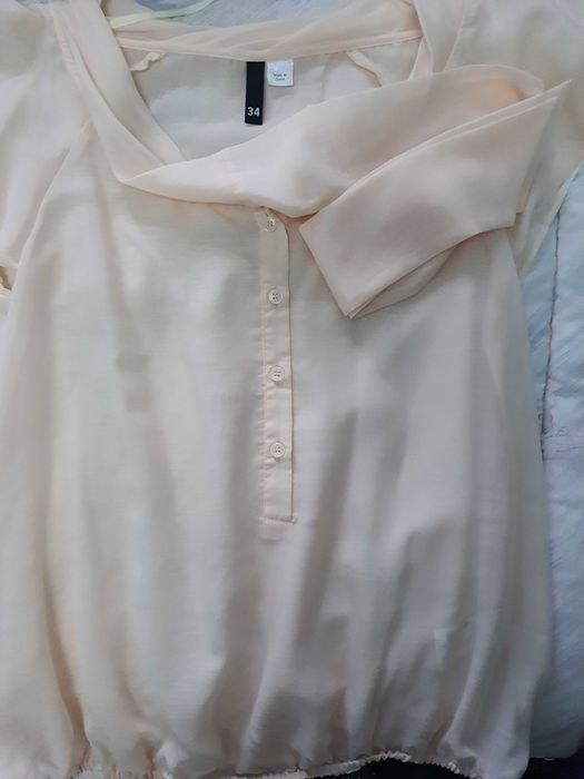 Roupa e sapatos (excelente condição)