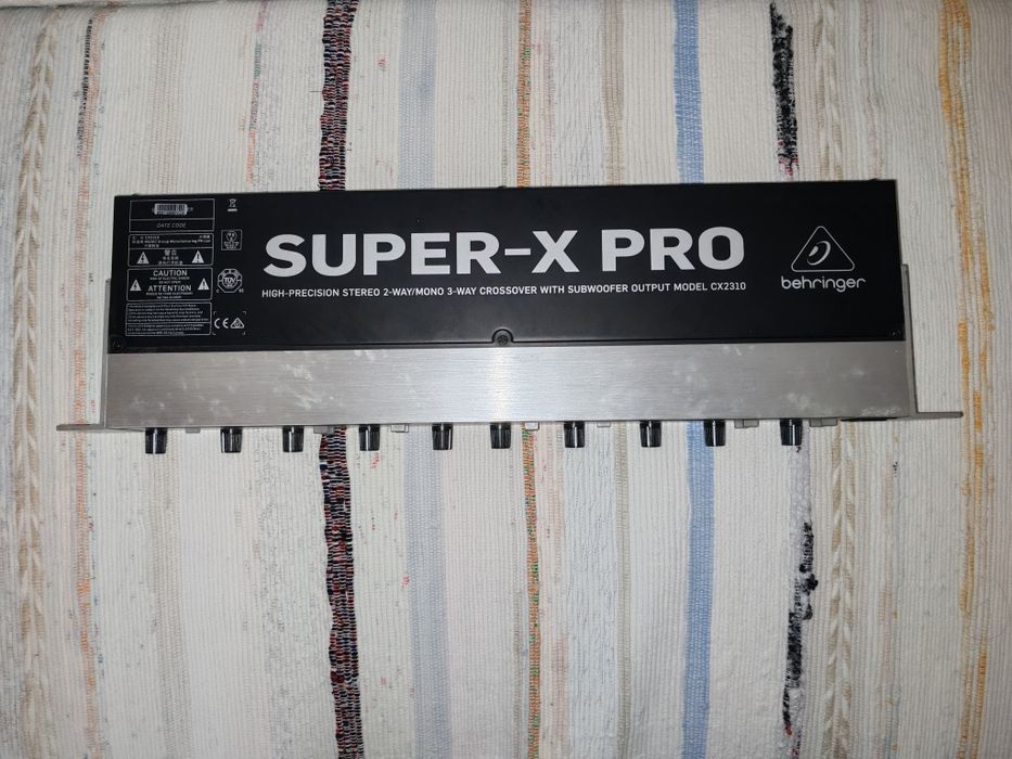 Behringer Super-X Pro CX2310 – Crossover Ativo Profissional