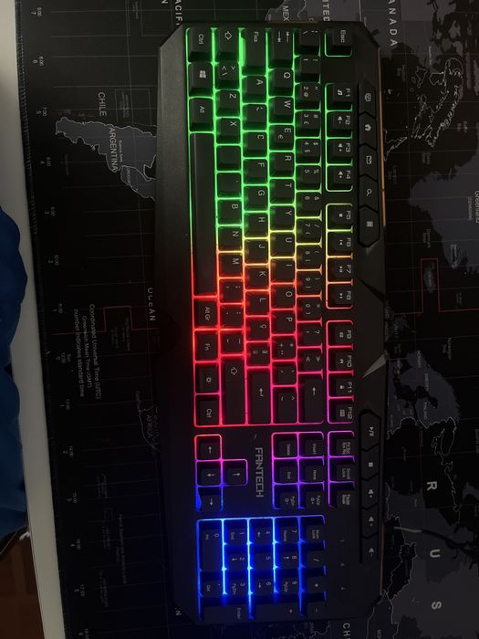 Teclado gaming 100%