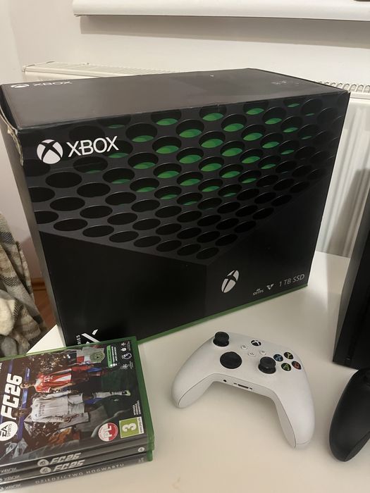 Xbox series x + 2 pady + gry + ubezpieczenie