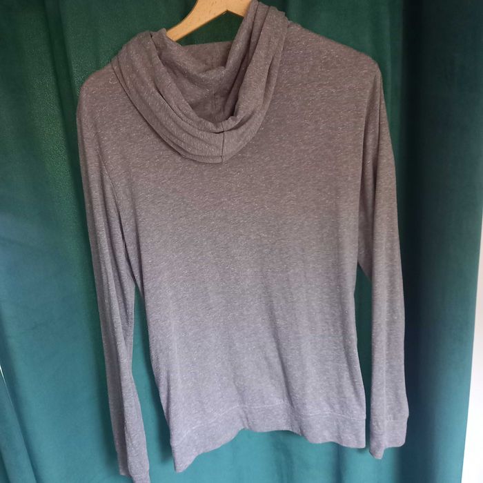 Szara rozpinana bluza z kapturem Bershka