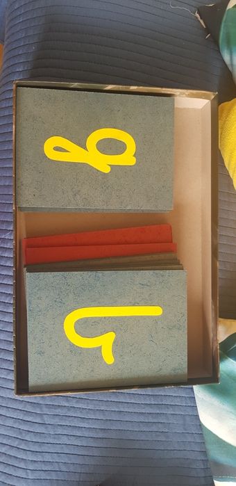 Szorstki alfabet Montessori małe litery