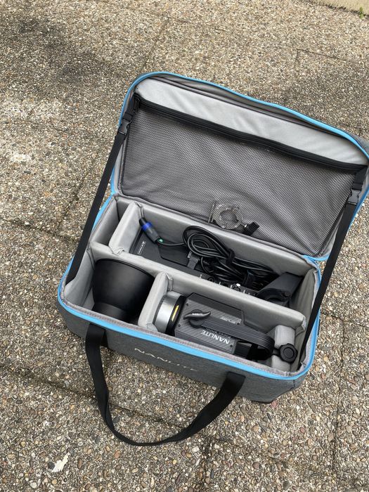 Nanlite Forza 300b + Acessórios