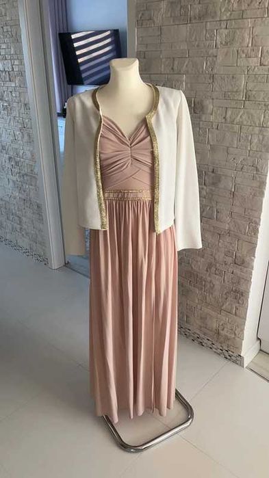 Sukienka maxi z opadającymi ramiączkami