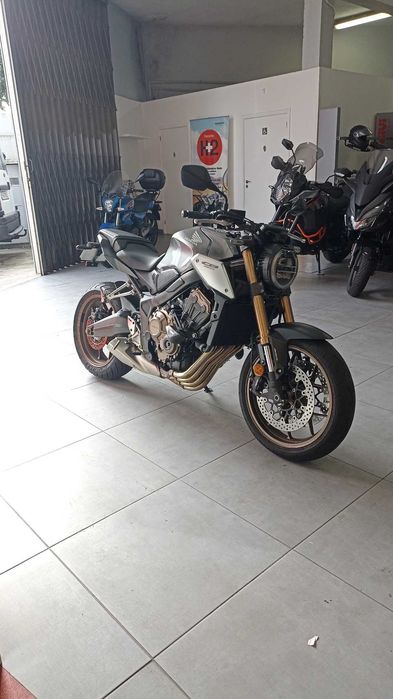 Honda CB650r 35kw livrete