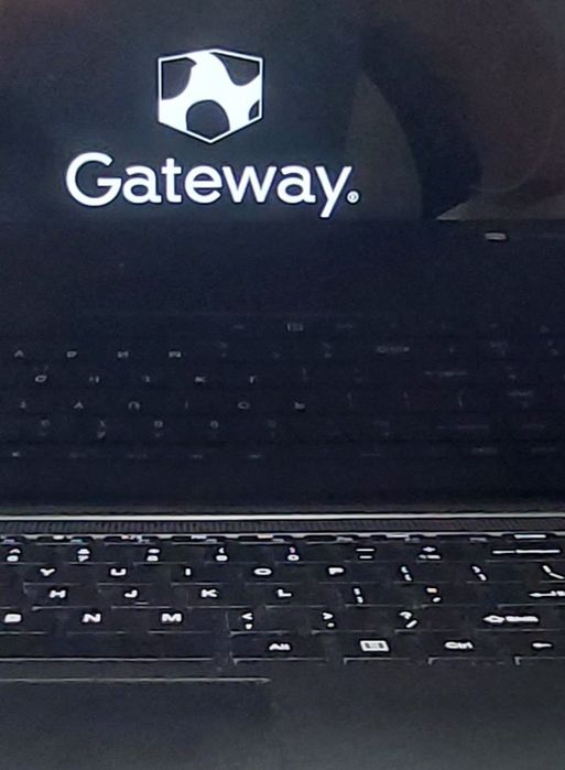 СУПЕРЦЕНА. Ноутбук Gateway без ssd