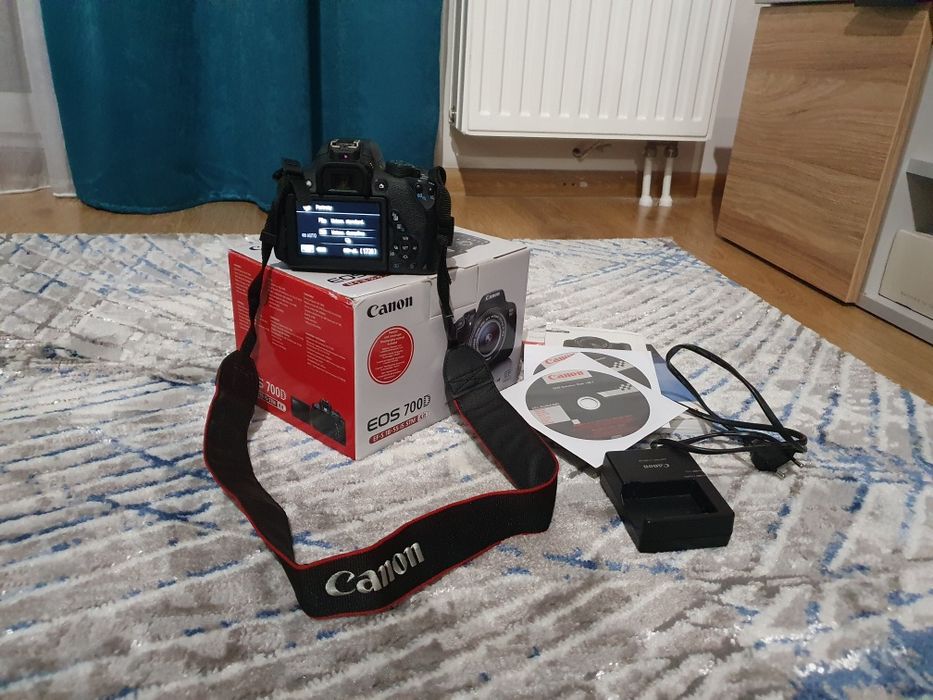 CANON EOS 700D + obiektyw 18-55