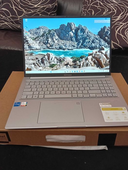 Laptop Asus nowy, Intel i5, gwarancja 2 lata