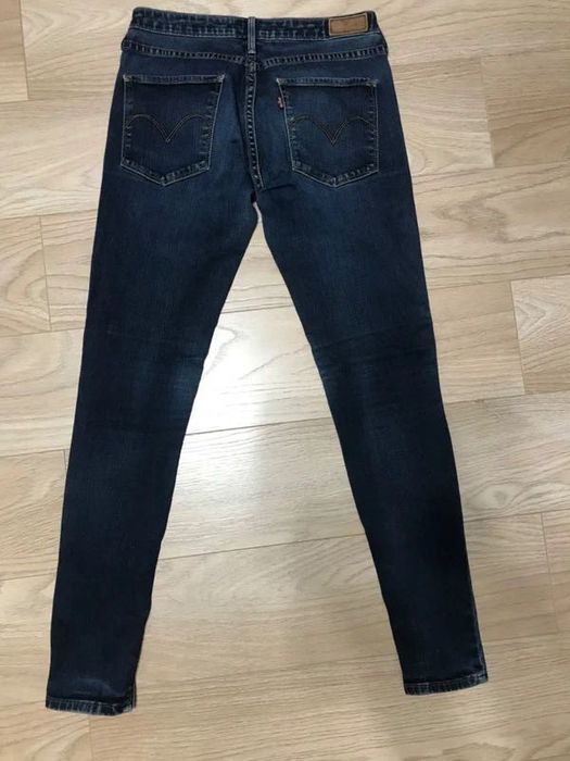 Jeansy Levis 27