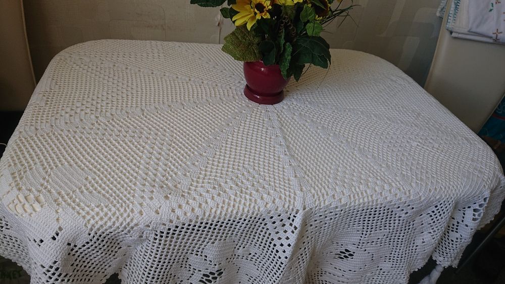 Шикарная белоснежная скатерть вязаная крючком хлопок 170#160см