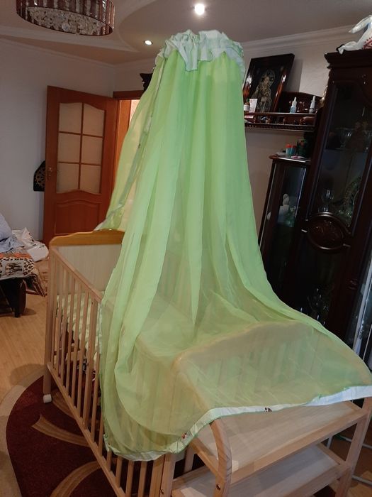 Зручне якісне дитяче ліжечко