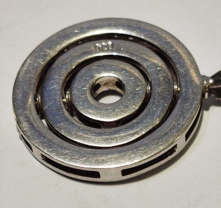 Magnífico Colar em Prata com Brilhantes "Bulgari"