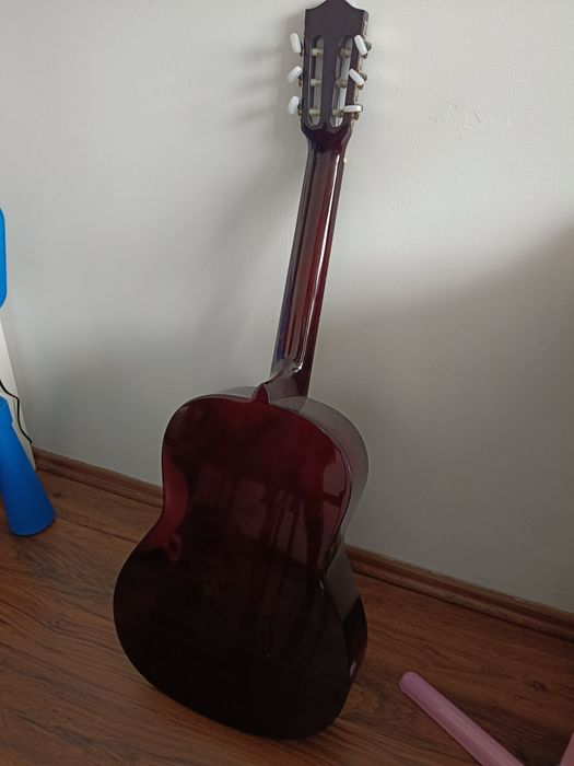 Gitara klasyczna nowa