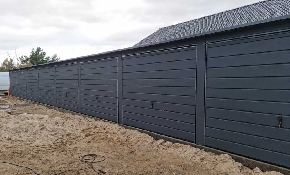 Garaż Blaszany GRAFITOWY + Bramy Uchylne - Garaże Blaszane - Maj-Blach