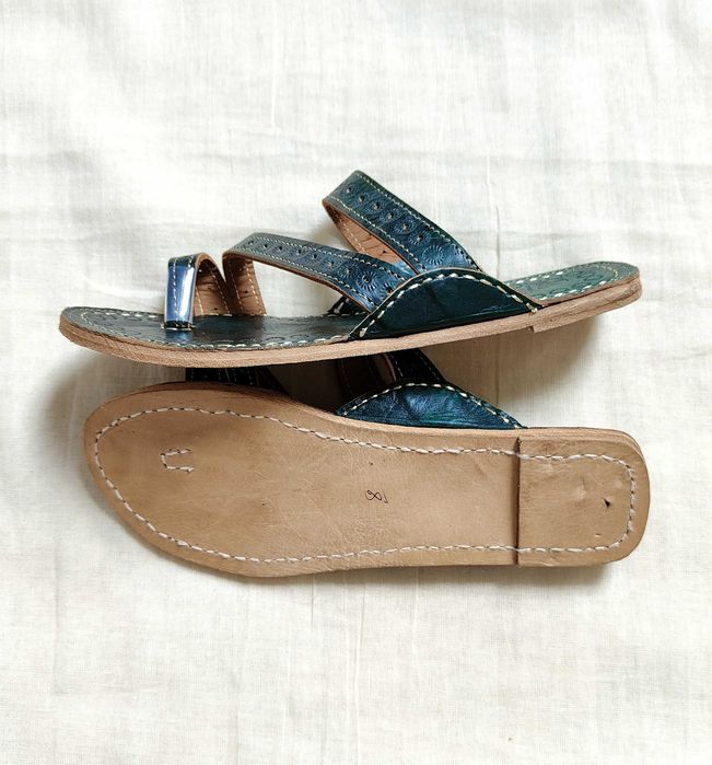 KOHGR2 Skórzane japonki kohalpuri 40 zielone orientalne boho hippie