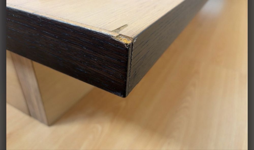 Cama de Casal + Mesa de Cabeceira (Sólida e Resistente) – Venda Rápida!