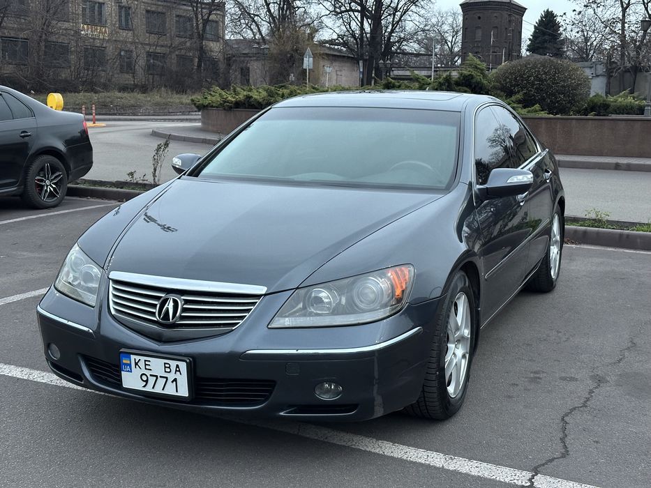 Продам Akura RL 2006.