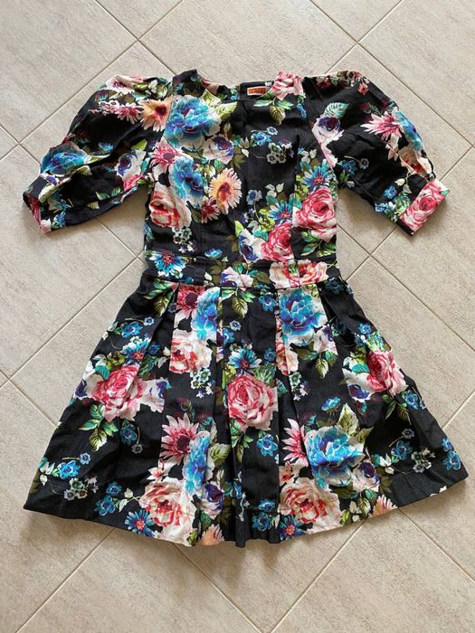 Сукні по 100 гривень