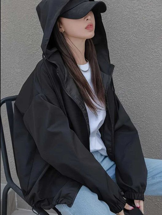 Вітрівка жіноча, oversize, чорна