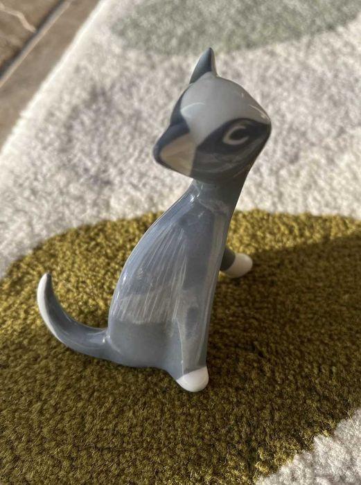 Siedzacy kot Cmielow Projekt Zofia Zdana Kosicka 1951