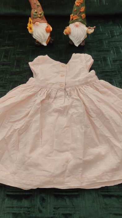 Sprzedam sukienkę rozmiar 62 Disney