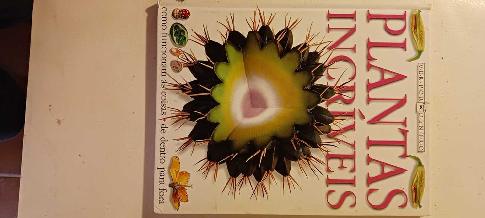 Vários livros de diferentes temáticas e 2 enciclopédias médicas.