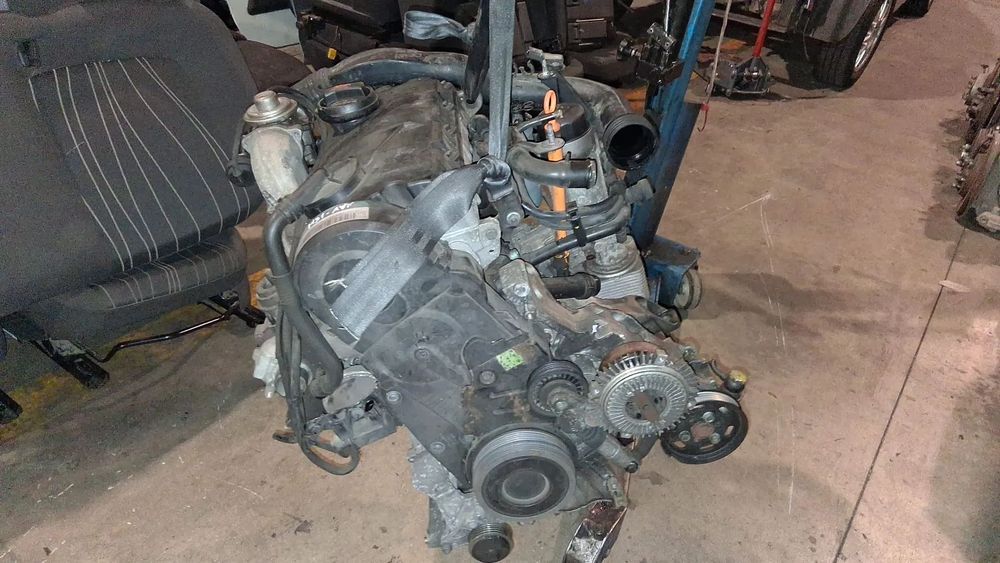 Motor AVF Audi A4 8E B6 1.9 tdi 130cv com injeção