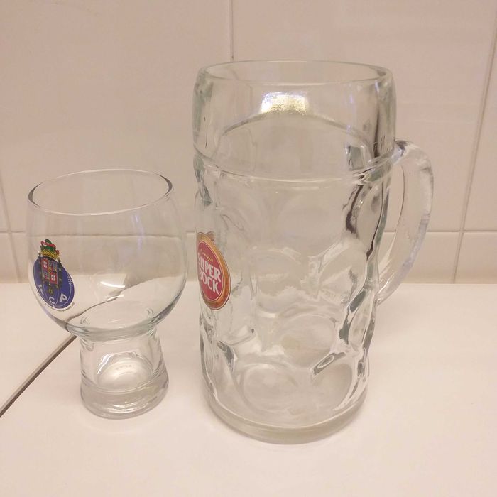 Lote de Pirex, caneca e copo FCPorto, 34 Peças