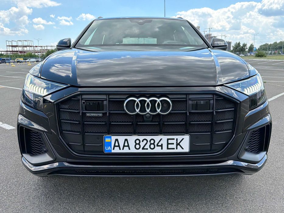 Audi Q8 55TFSi Official