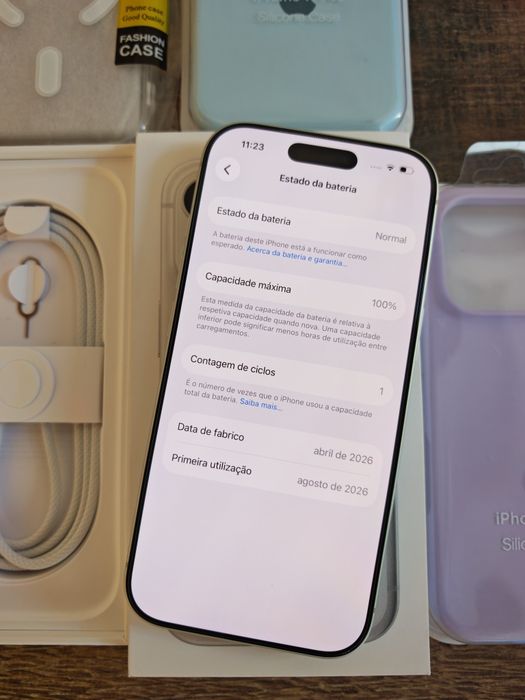 iPhone 17 Pro 6.3" 256GB Branco Seminovo(Usado 1 dia) C/Garantia Aceito Retomas