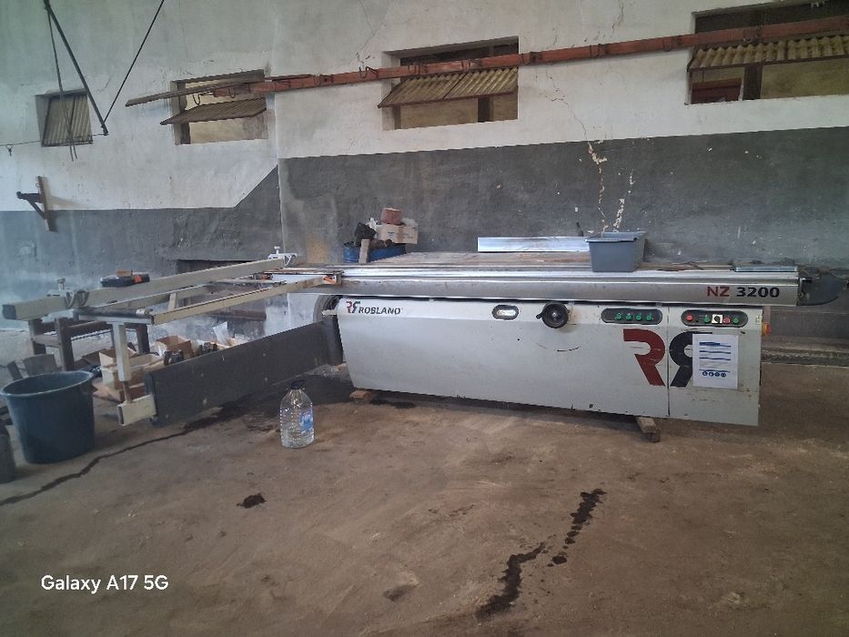 - esquadrejadora ROBLAND NZ3299