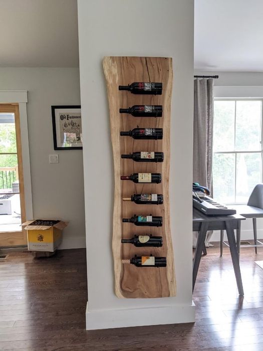 Garrafeira de madeira