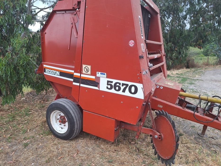 Enfardadeira de rolos