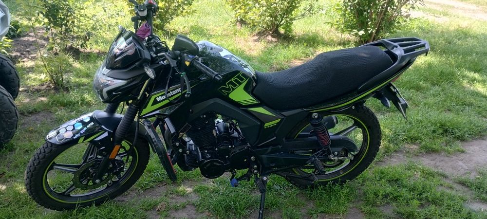 Мустанг 250 кубів