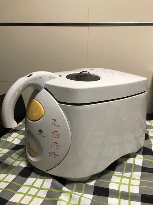 Fritadeira óleo Moulinex