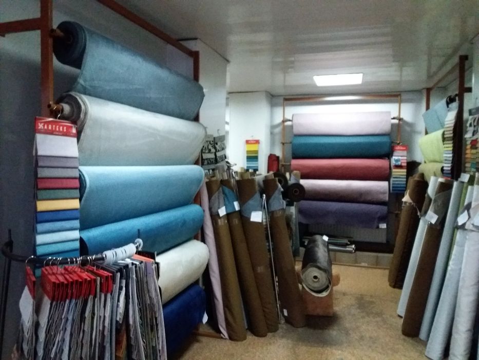 Мебельные ткани, обивочные, кожзам ,поролон, синтепон, ватин, холлоф.