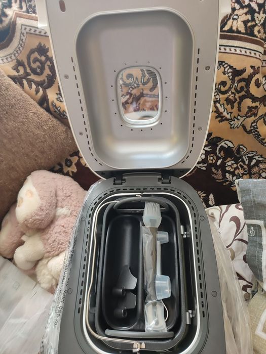 Продам хлібопічку tefal home bread baguette pf610138