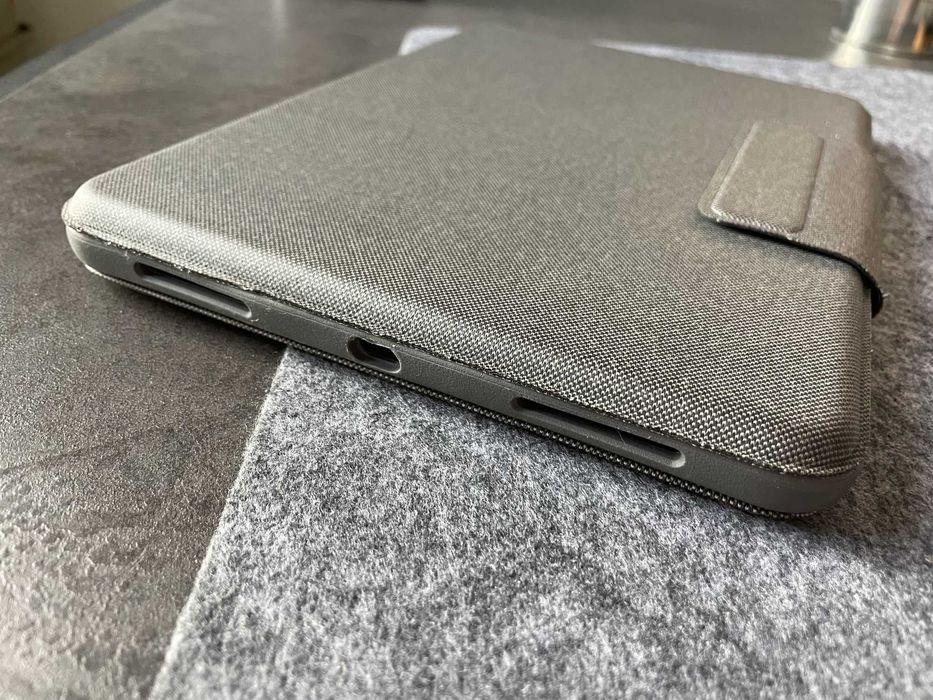 Клавіатура Logitech Folio Touch for iPad Air 10.9'' 4th/5th Gen Grey