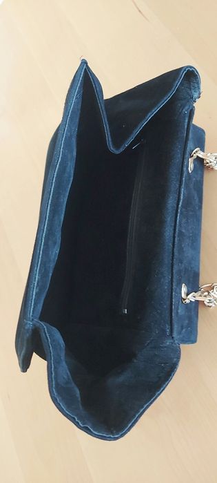 Mala em Camurça preta