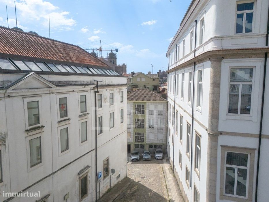 T2 renovado e pronto para habitar no Centro Histórico do Porto