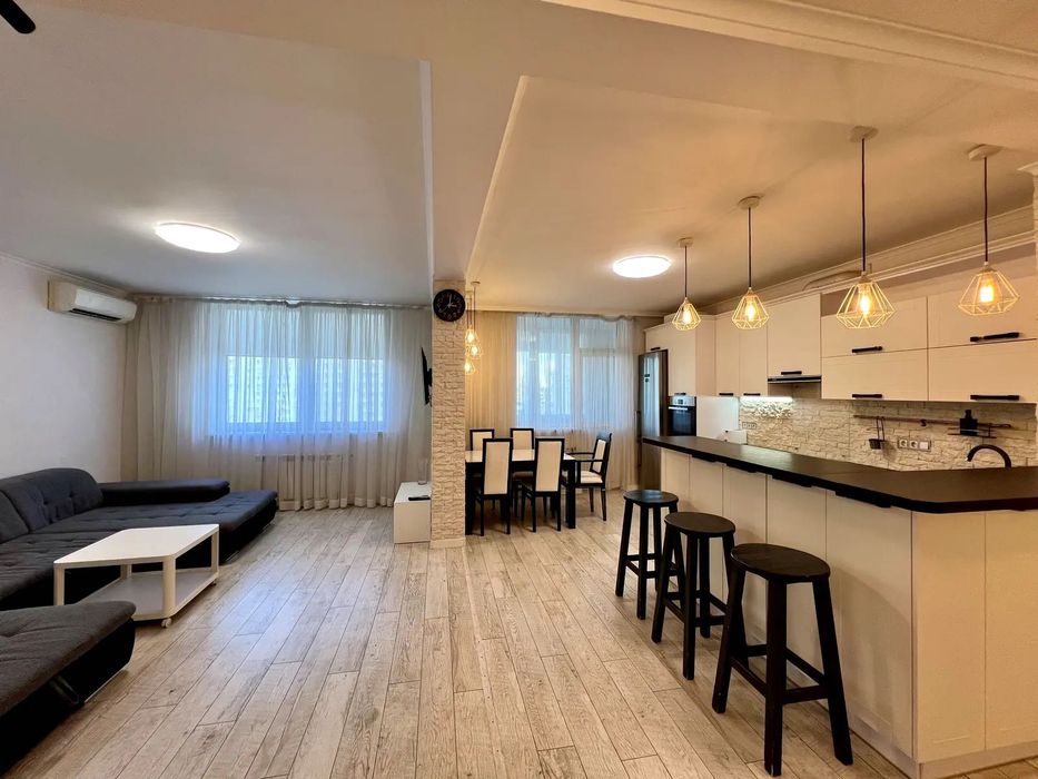 Продаж 3к квартири Осокорки Позняки Єлизавети Чавдар