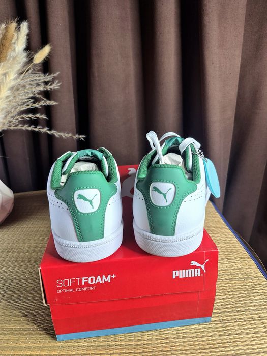 Жіночі кроссівки Puma Smash Cat Perf.(Оригінал)40,5-26см.

Розмір 40,5