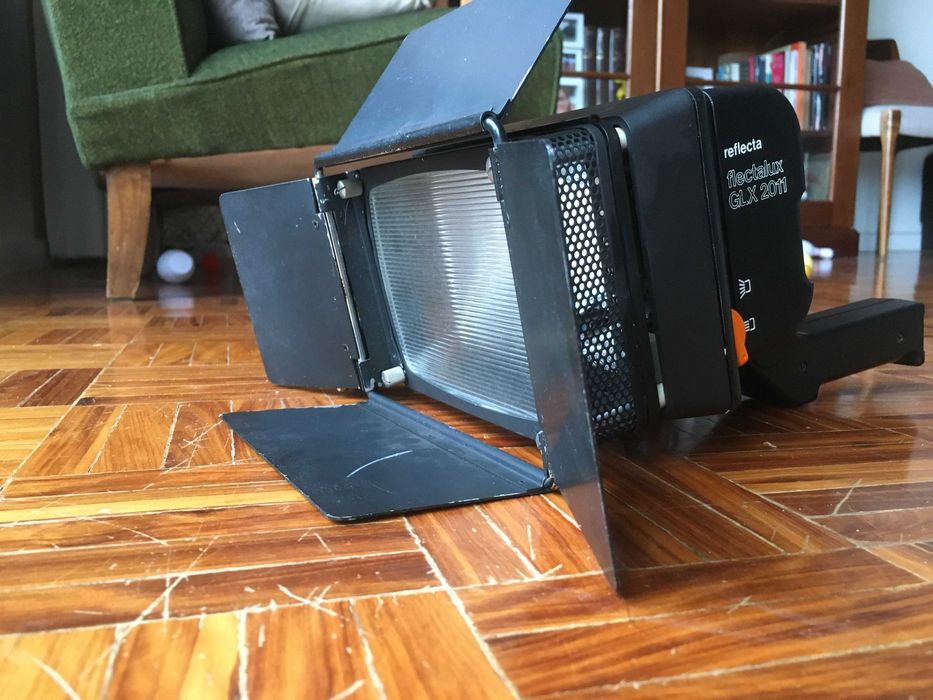 Projetor marca REFLECTA64170825934849121